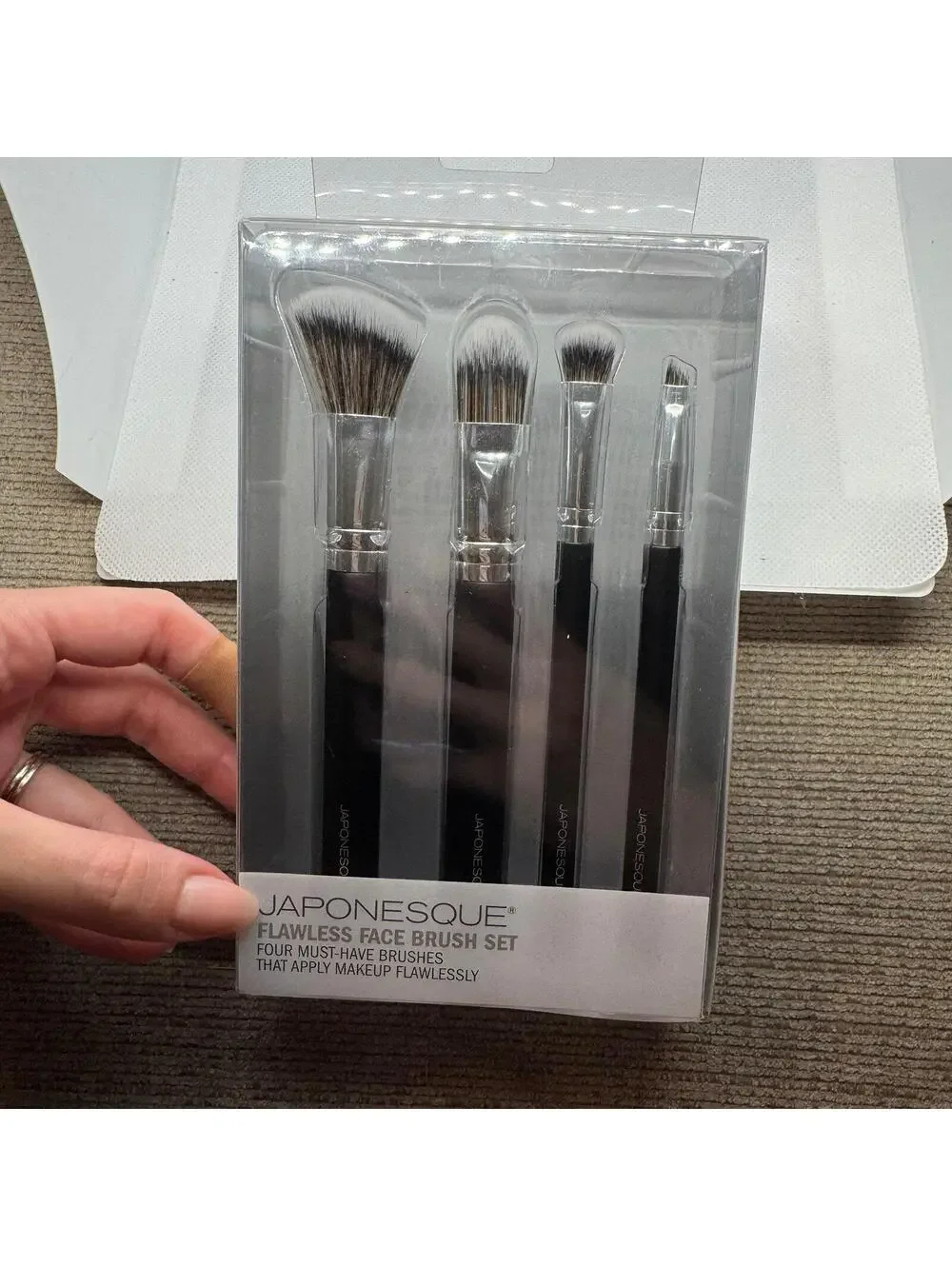 Japonesque flawless face brush set